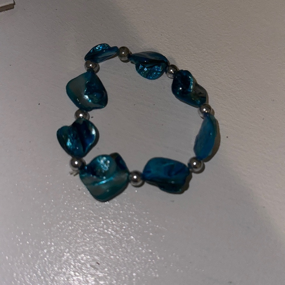 Turquoise Twisted Glass Beads Bracelet